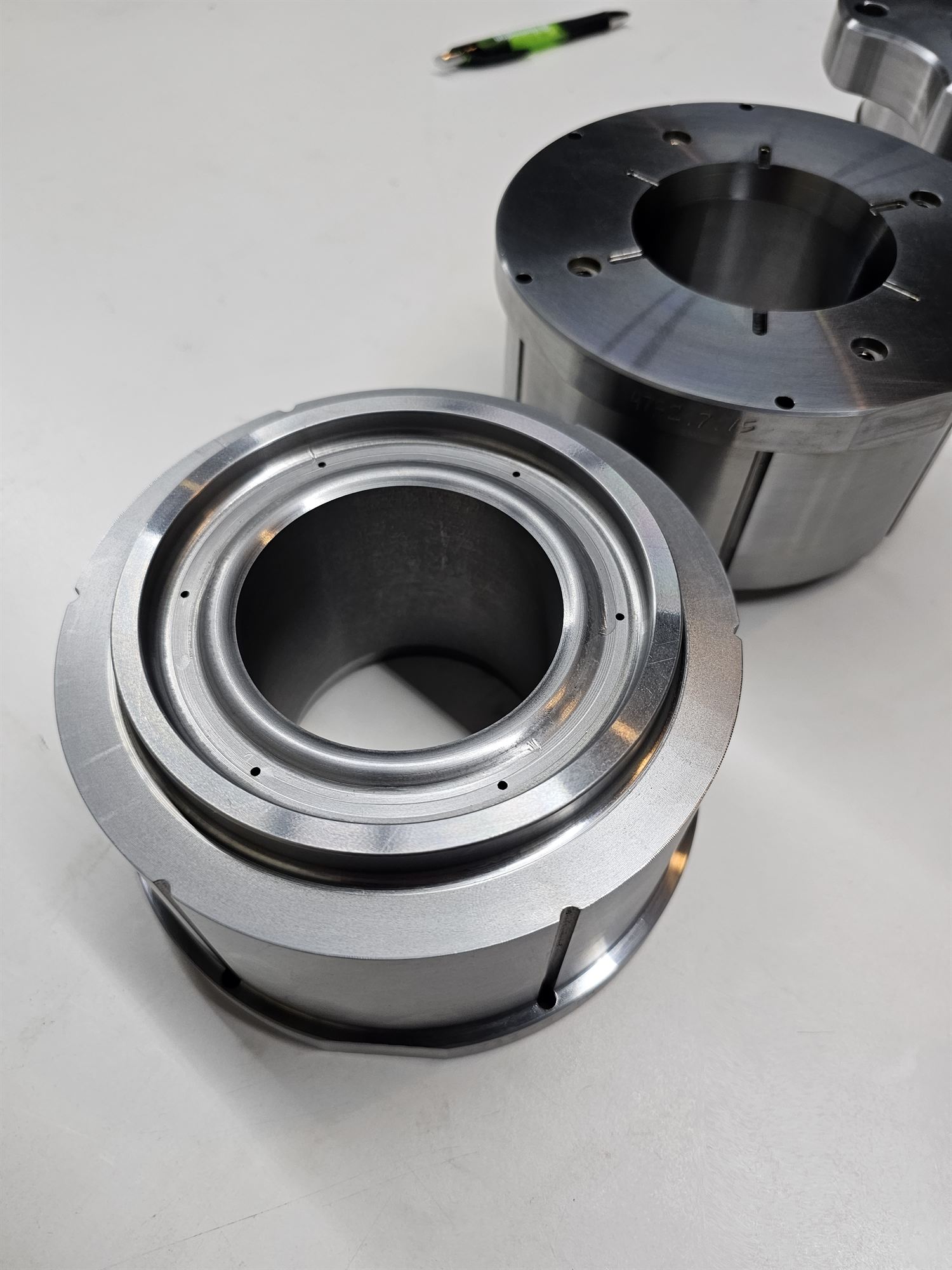 Fine-blanking punch holder