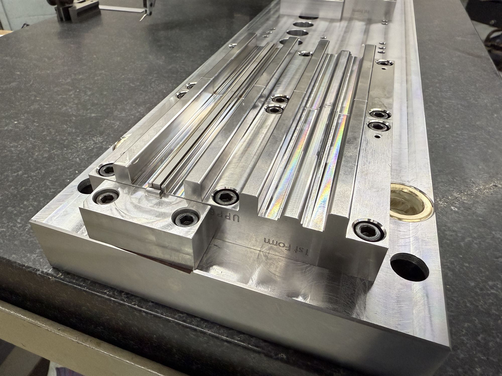 Tool-steel form tool for a medical part
